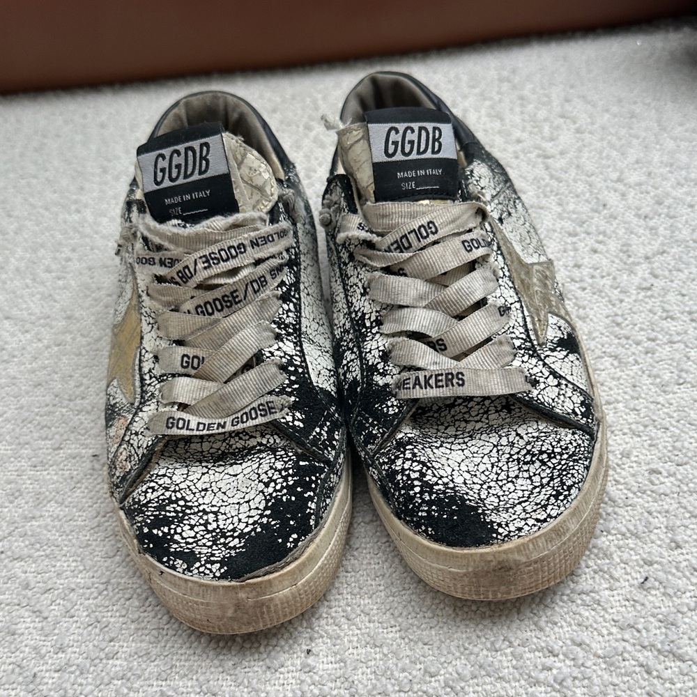 Golden Goose Women’s  Sneakers - Black and Gold Crackle 39